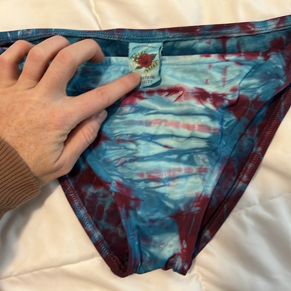 Lucky brand tie dye bikini - Picture 3 of 6